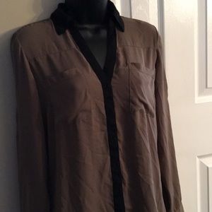 Express shirt size medium